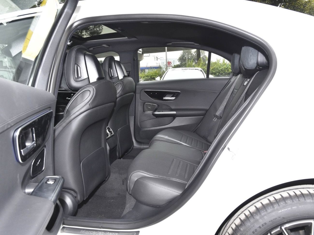 بنز باتنة موتور واجن Benz C200L