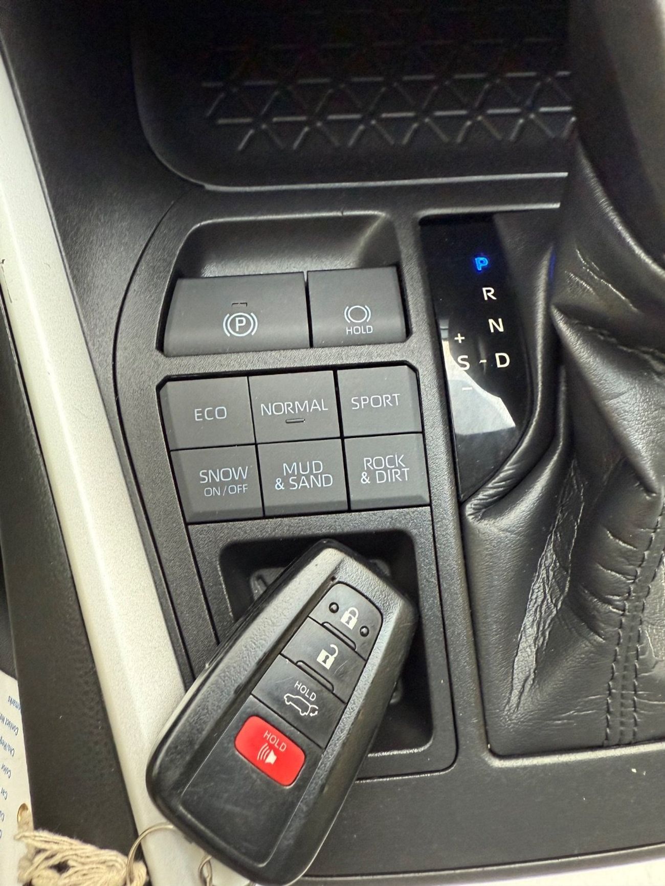 تويوتا راف ٤ 2021 XLE MOONROOF AWD FULL OPTION US SPEC