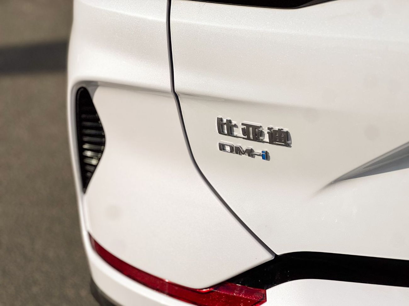 BYD Song Plus EXPORT PRICE - BYD Song Plus Luxury DM-i 1.5L