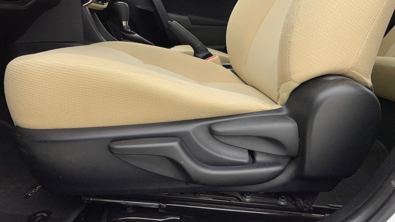 Toyota Corolla SE 1.6 | Zero Down Payment | Free Home Test Drive