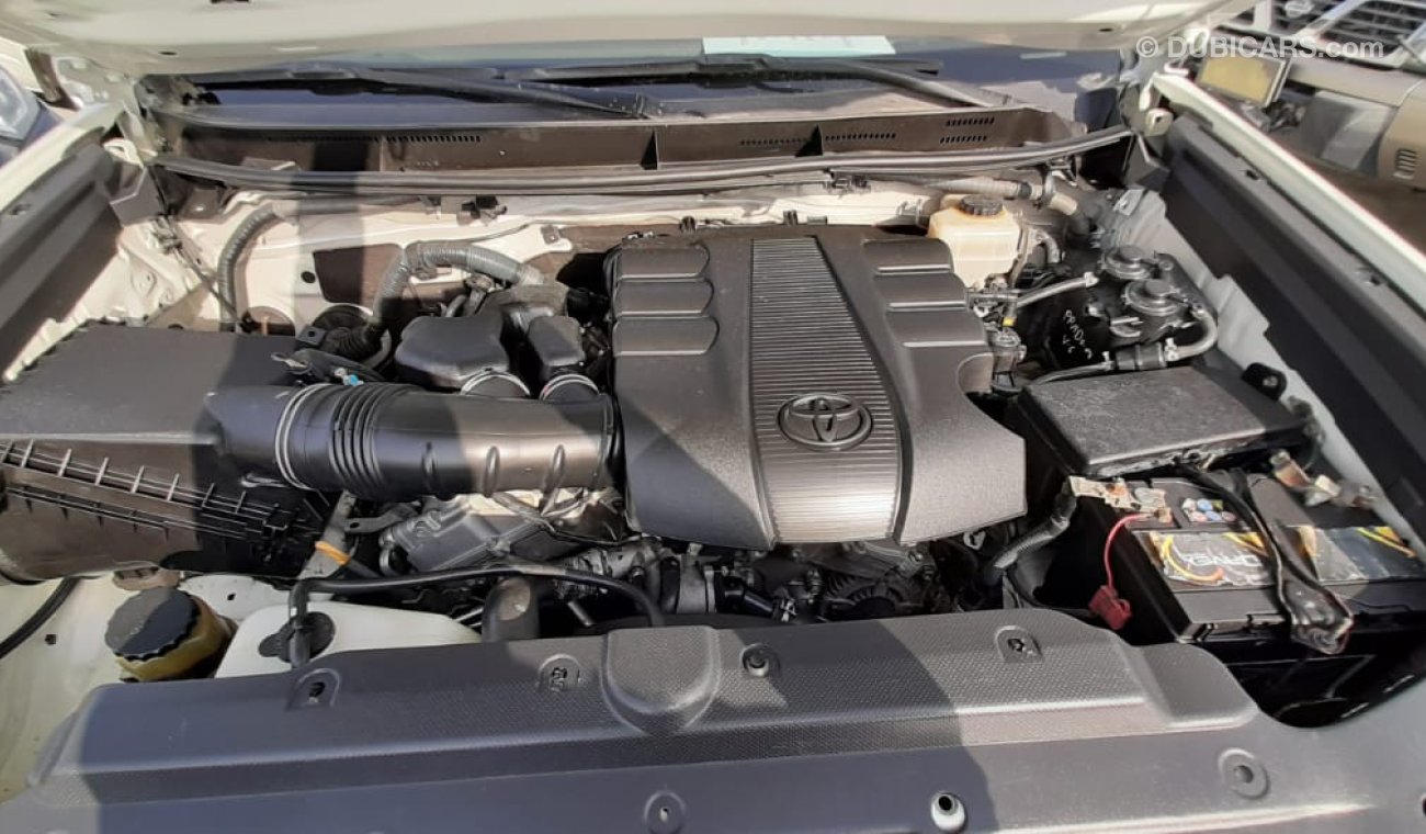 Toyota Prado PETROL 4.0 V6 LEFT HAND DRIVE