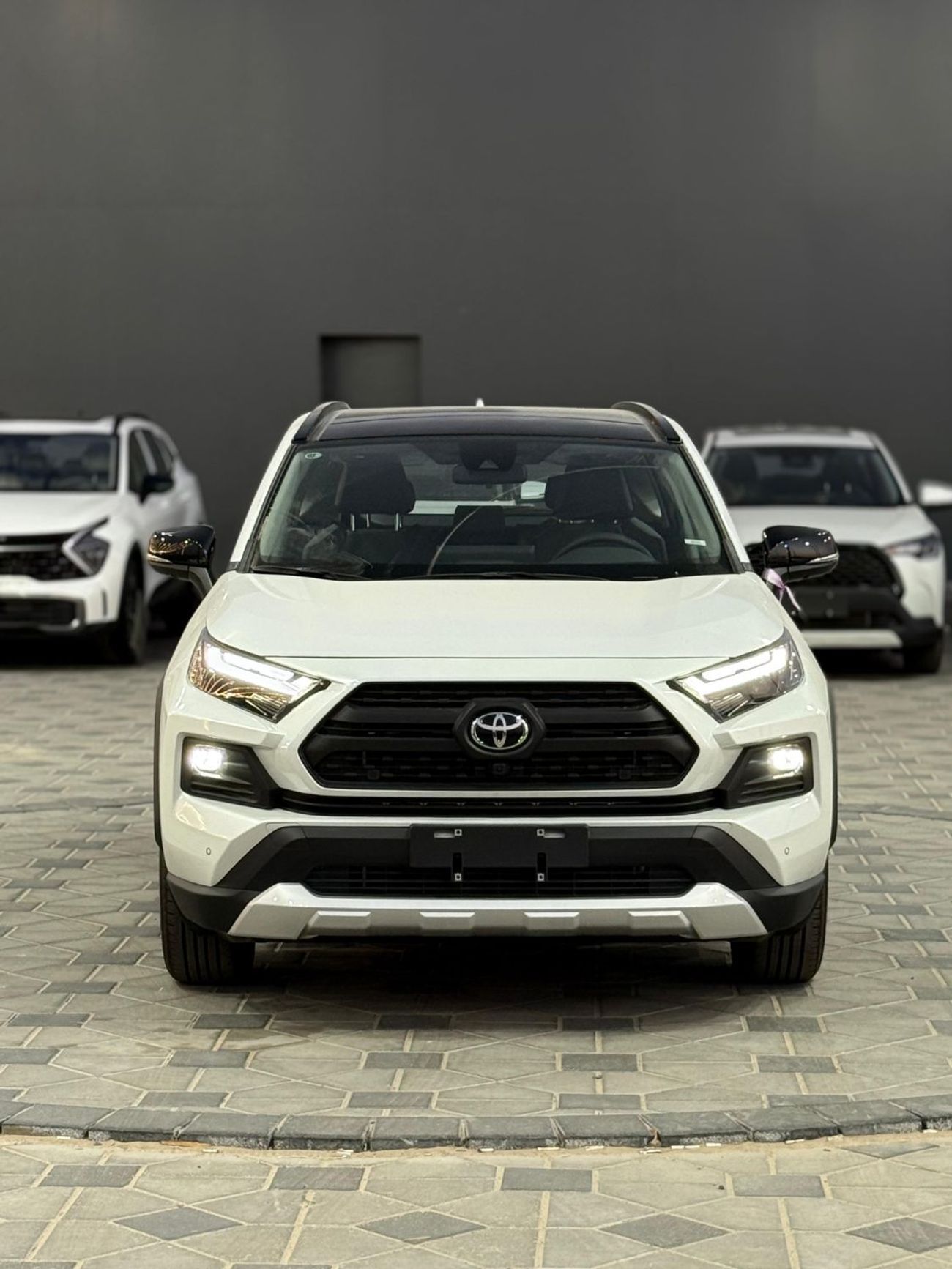 Toyota RAV4 ✨(*Toyota RAV4/Adventure)*✨ *Model*: 2025 *Price*: 130,000 AED *Mileage*: 0 km/h  (*GCC specificatio