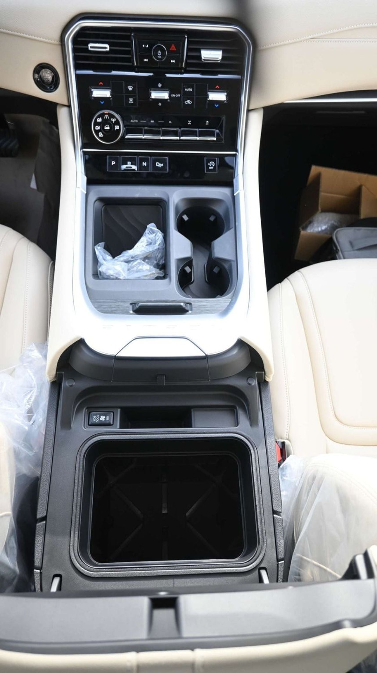 نيسان باترول NISSAN PATROL LE T2 3.5L VR35 9AT 2026 MY