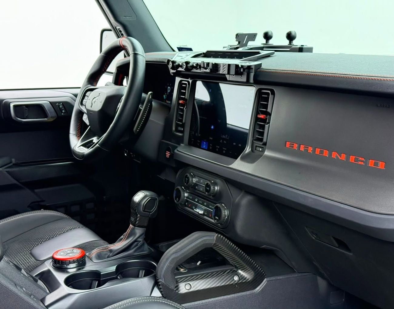 فورد برونكو RAPTOR 2025 Ford Bronco Raptor, 2031 Ford Warranty + Service Pack, Very Low Km, Fully Loaded, GCC