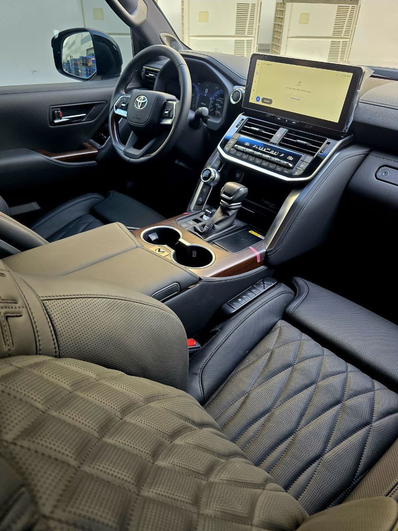 تويوتا لاند كروزر VX 3.5L