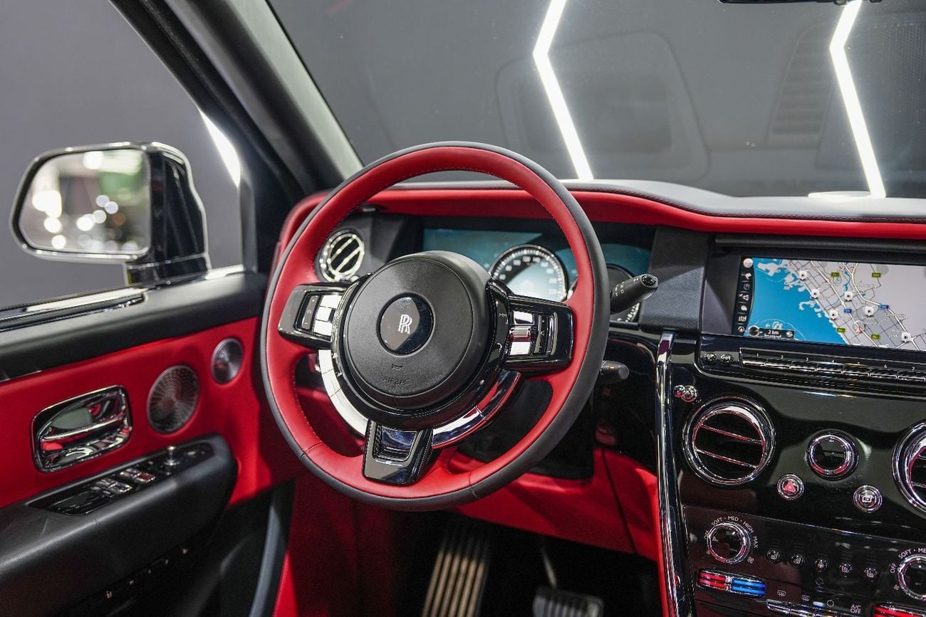 Rolls-Royce Cullinan Black Badge Kit, FACELIFT, Bespoke Audio, Executive Rear Seats w/ Entertainment, GCC!!