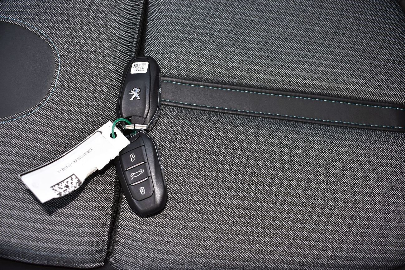 Peugeot 5008 1.6T Allure plus 1.6T Allure