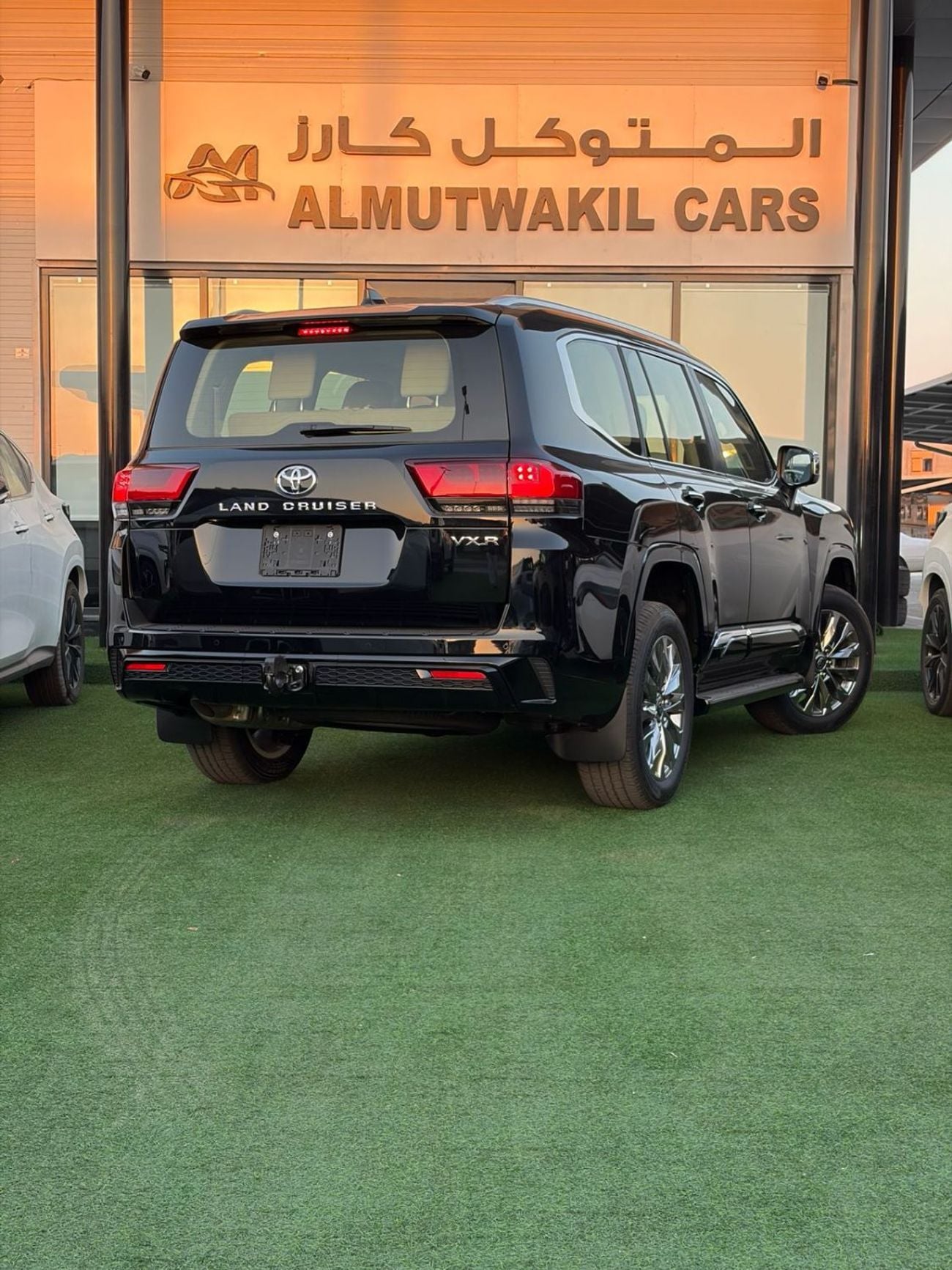 Toyota Land Cruiser VXR LAND CRUISER VXR 4.0 2026 Black/BEIGE