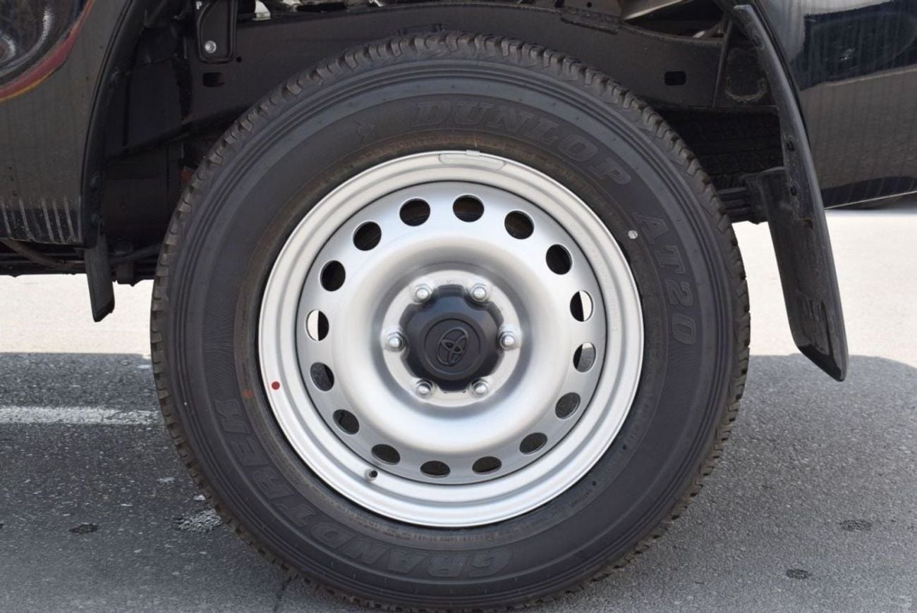 تويوتا هيلوكس SGLX HILUX 2.4L P.WINDO MT DIESEL 2022