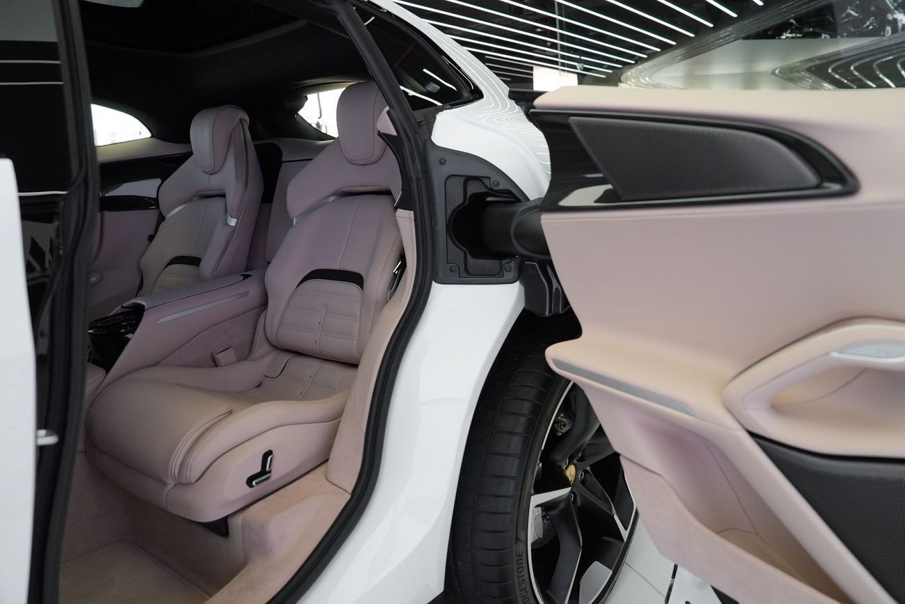 فيراري بوروسانجوي Ferrari Purosangue