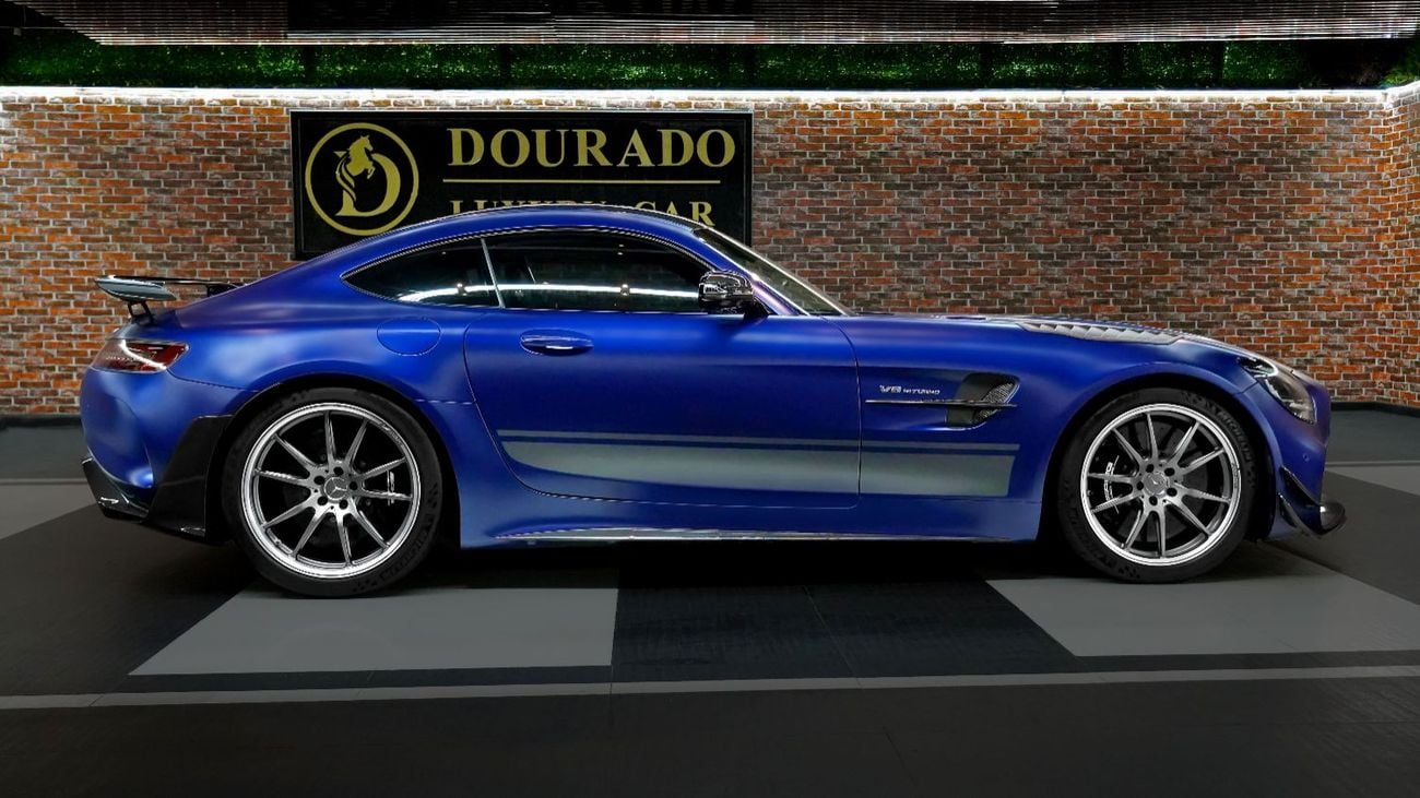 مرسيدس بنز AMG GTR | LIMITED OFFER | IMMACULATE CONDITION | CARBON DETAILS | SPORT AMG SEATS