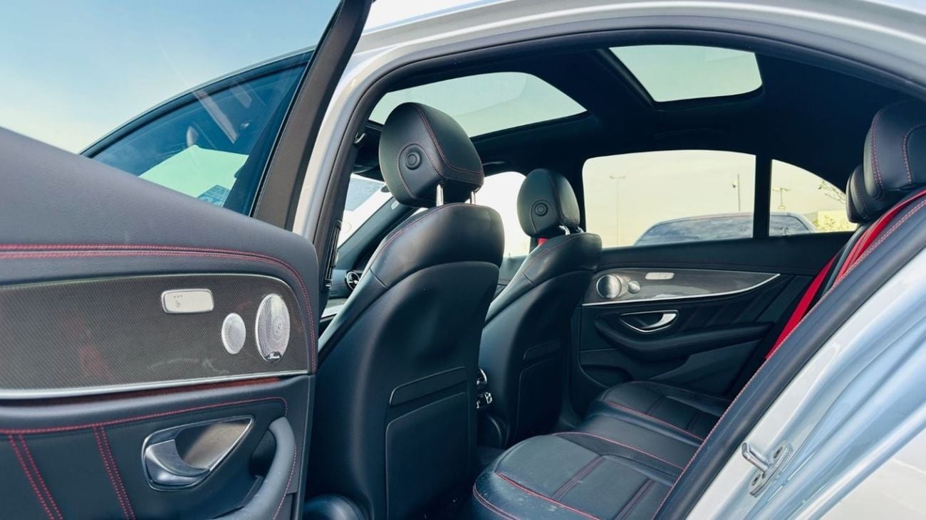 مرسيدس بنز E 53