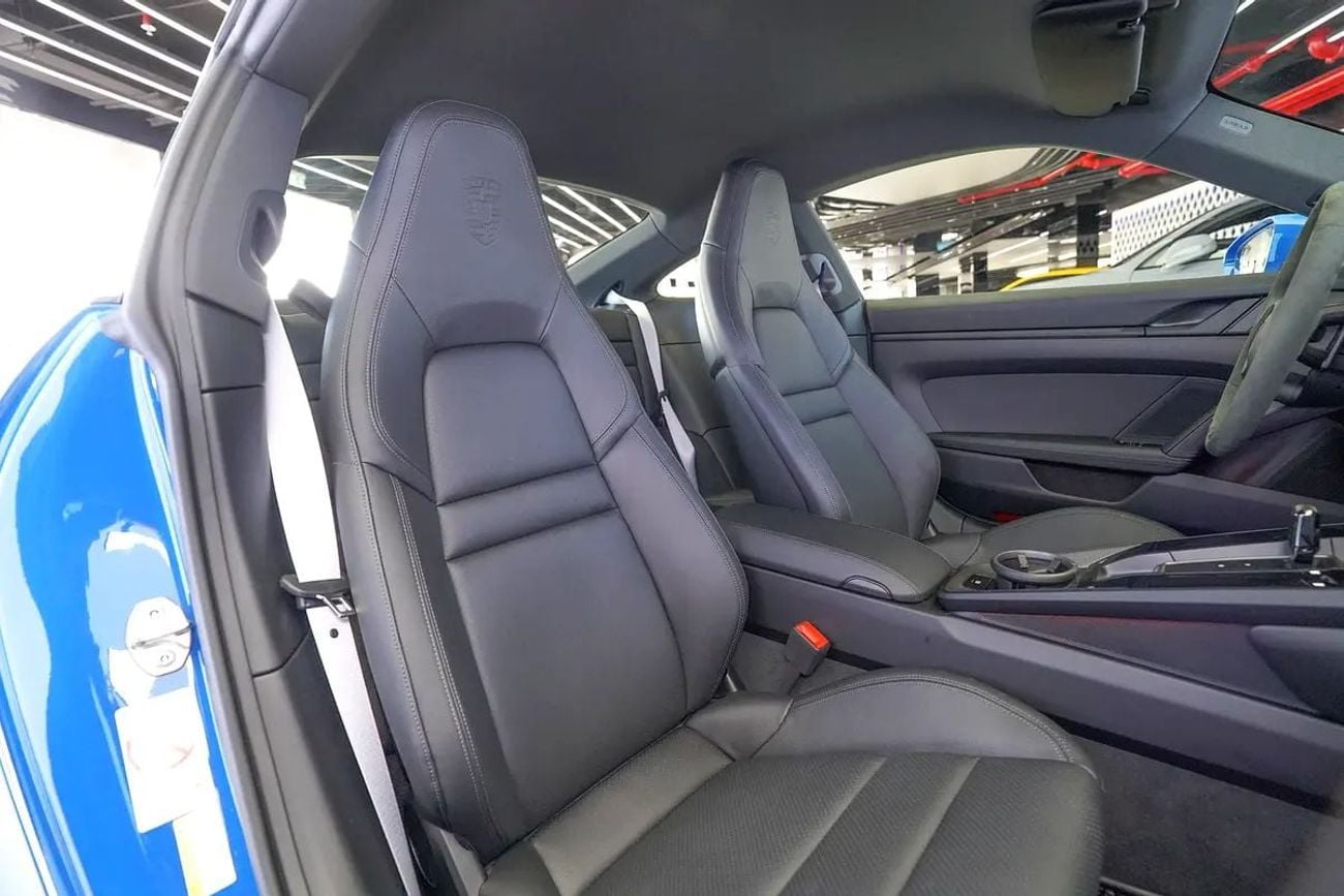 Porsche 911 CARRERA 3.0L (444 HP) Coupe