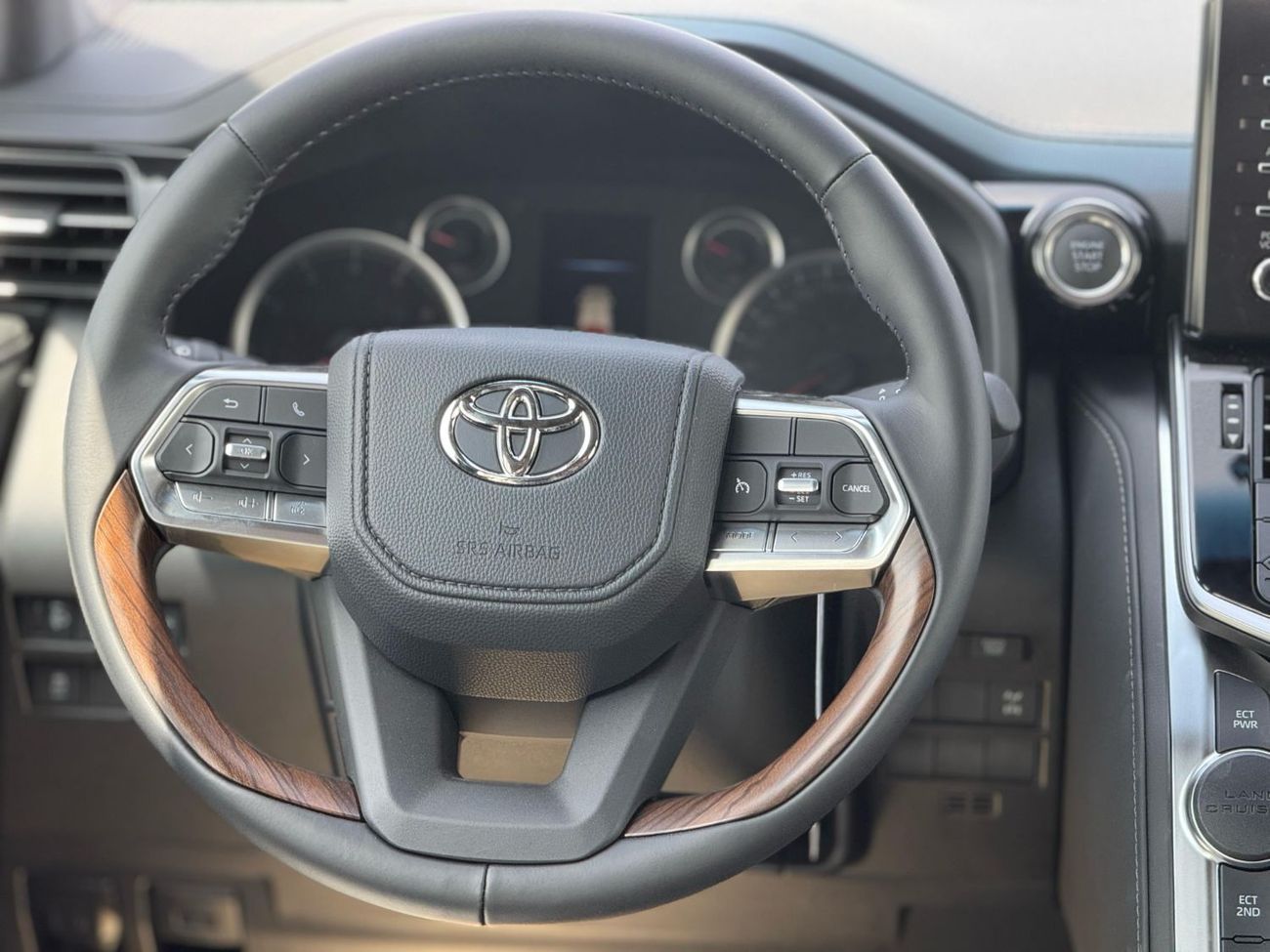 Toyota Land Cruiser LAND CRUISER 4.0L GXR