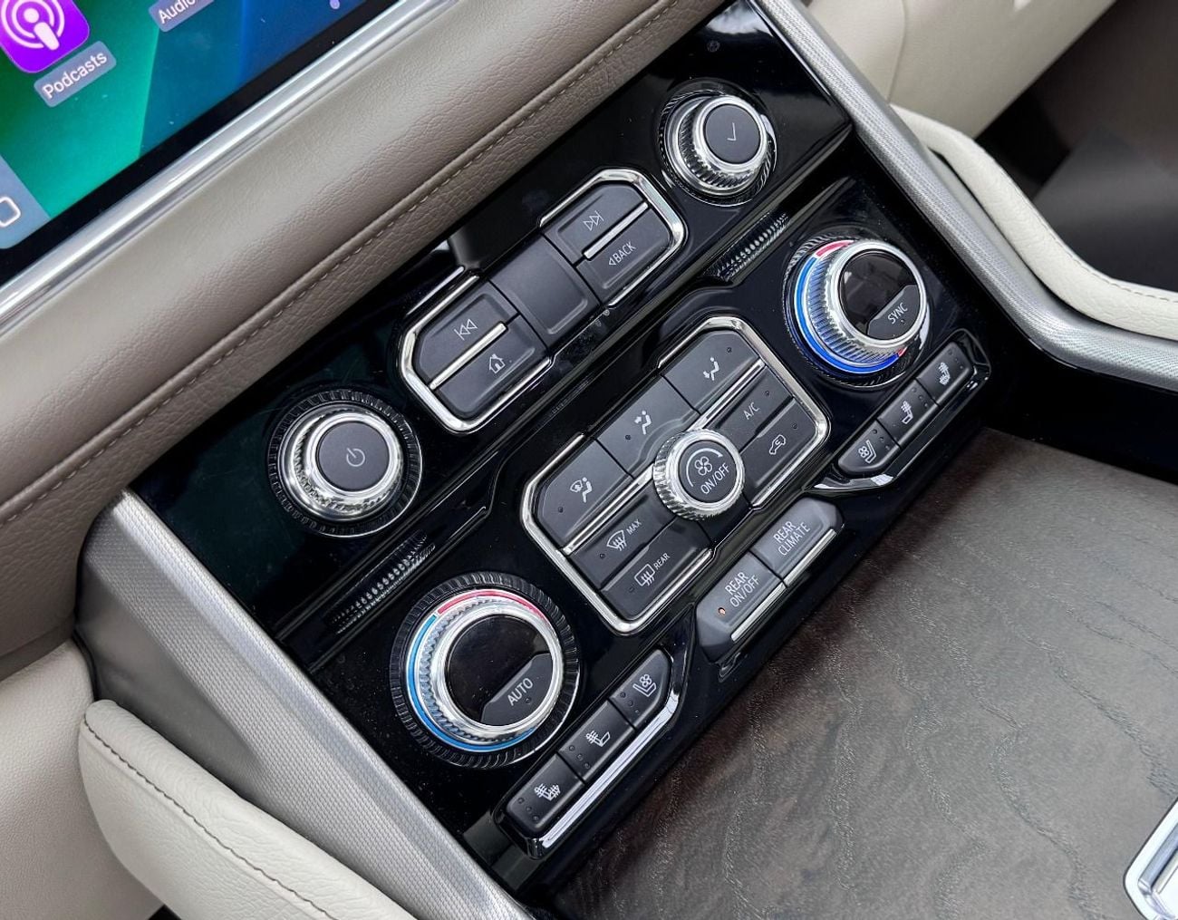 GMC Yukon 2021 GMC Yukon Denali, Oct/2027 GMC Warranty + Service Contract, GMC Full Service History, GCC