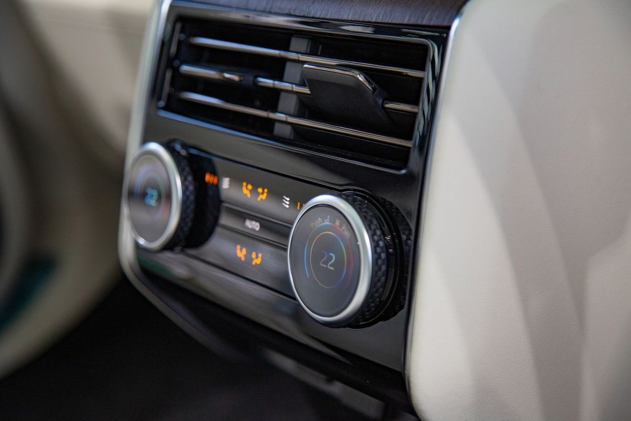 Land Rover Range Rover LWB Autobiography P530 4.4L