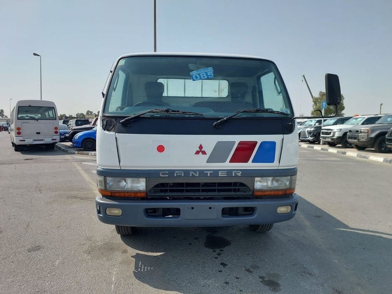 Mitsubishi Fuso Canter (RAMADAN OFFER) MITSUBISHI CANTER TRUCK RHD 1996 MODEL 4.6 L DIESEL MANUAL(PM20447)