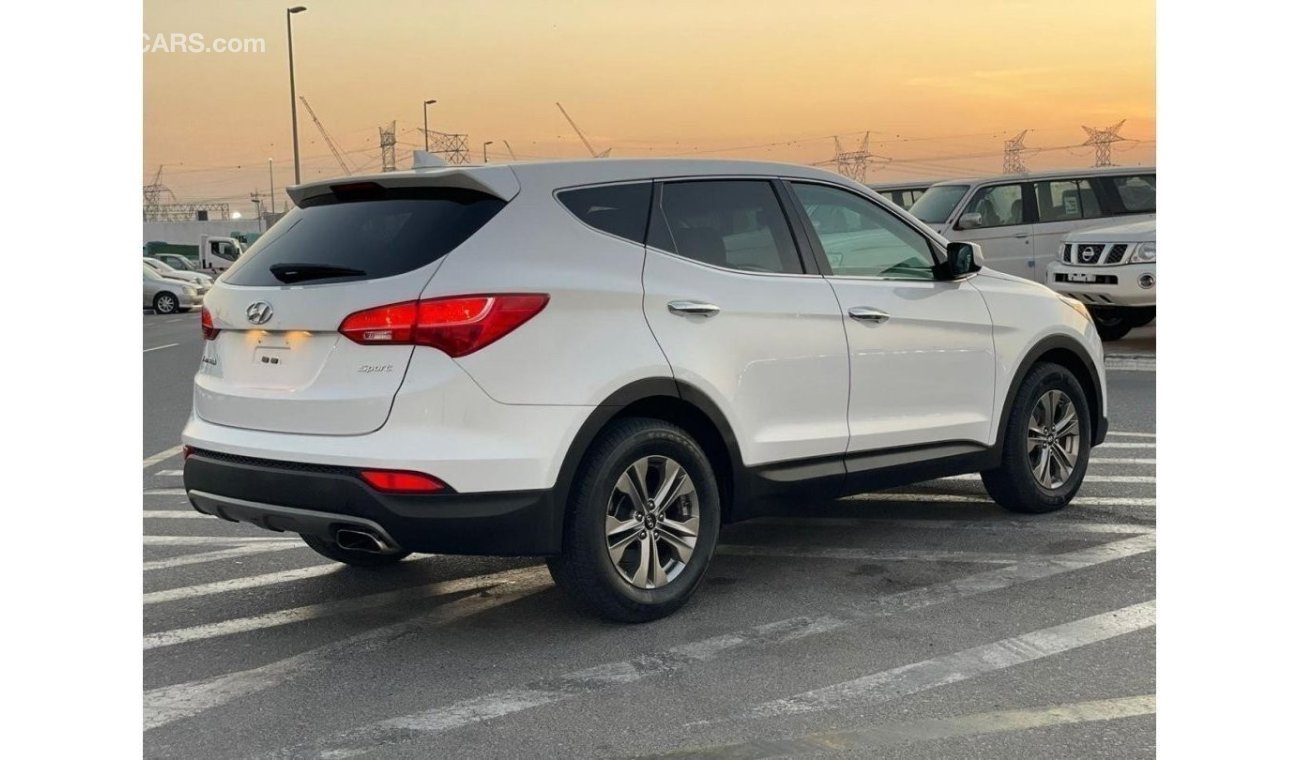 هيونداي سانتا في *Clean Title 2016 Hyundai Santa Fe Sports 2.4L V4 - - UAE PASS