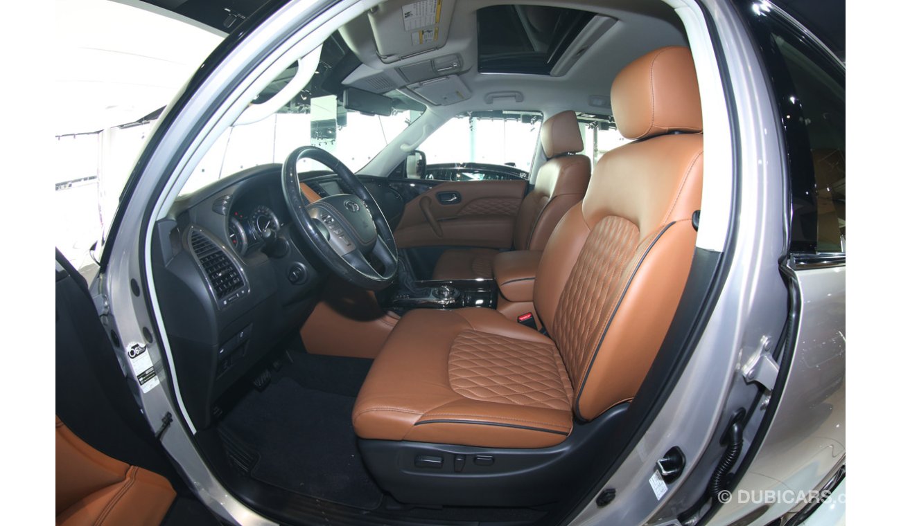 إنفينيتي QX80 (( ONLY 20,000KM )) INFINITI QX80 5.6L V8 SUV 400HP - WARRANTY AVAILABLE/REAR ENTERTAINMENT