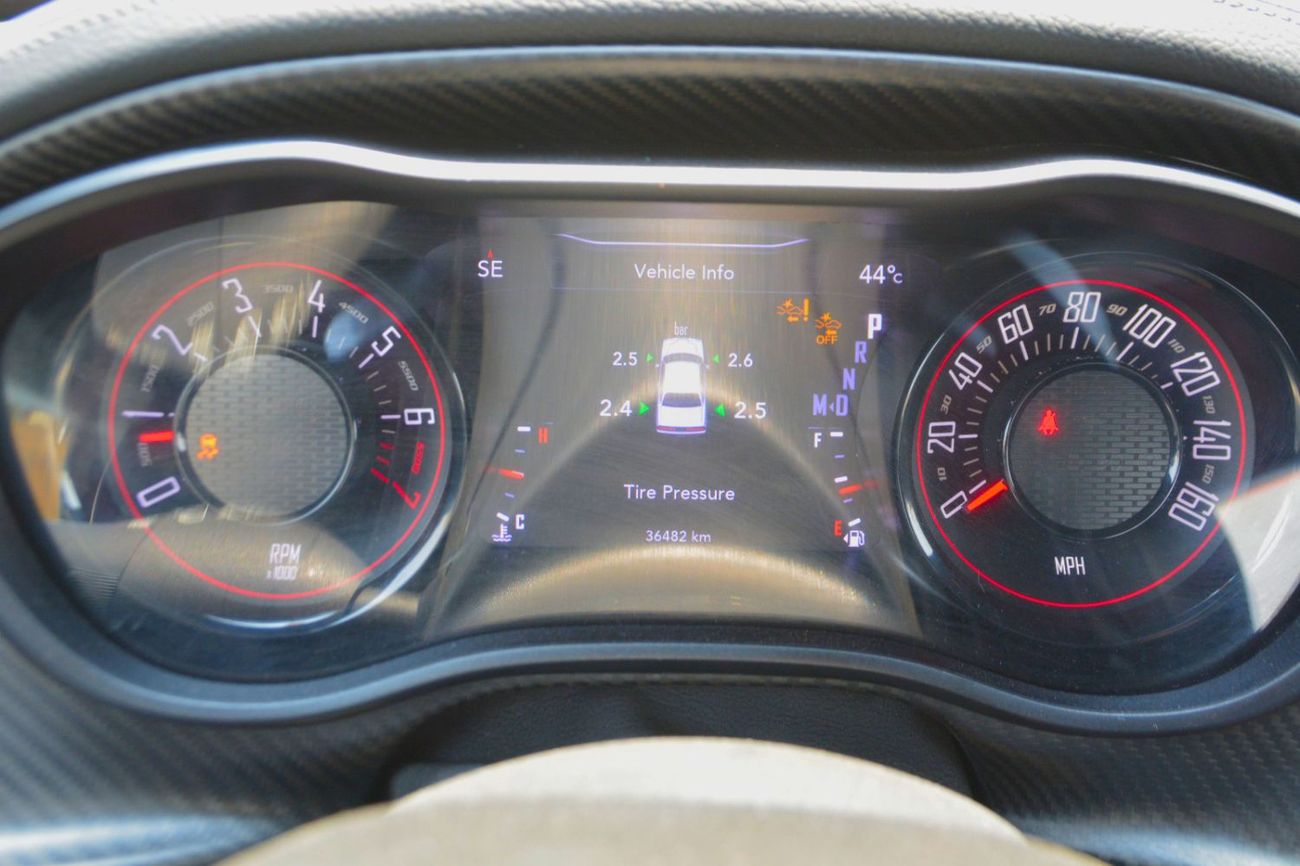 دودج تشالينجر SRT HELLCAT REDEYE