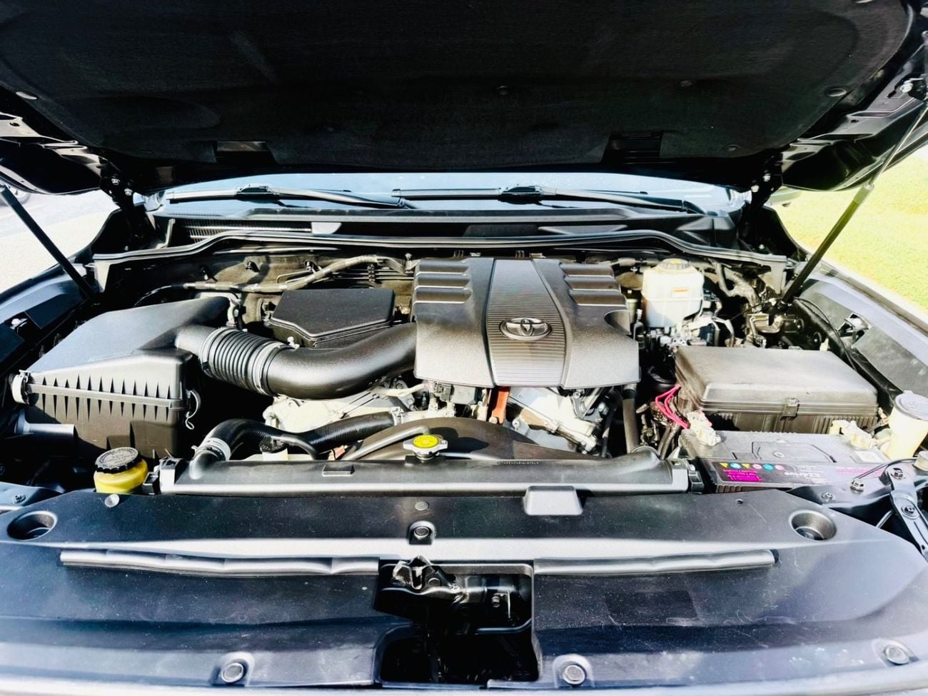 Toyota Land Cruiser GXR 2019 V6 4.0 full option Petrol