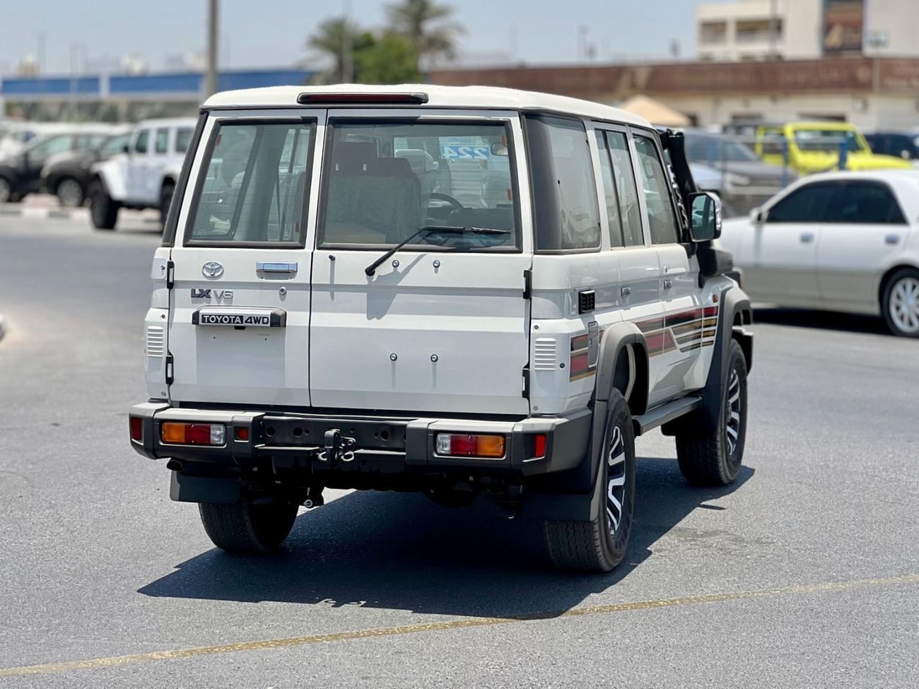 Toyota Land Cruiser 70 EXPORT ONLY - LC 76 LX 4WD FULL OPTION