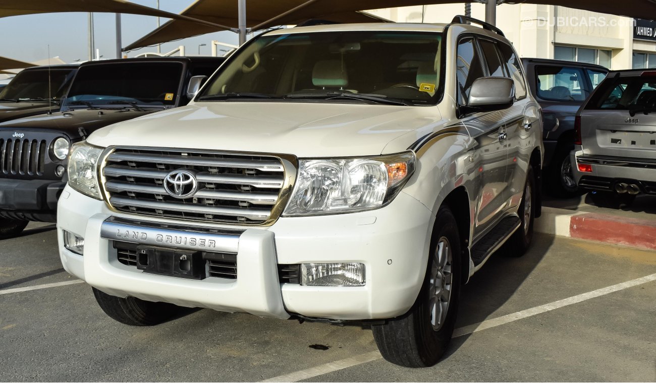 Toyota Land Cruiser VXR V8