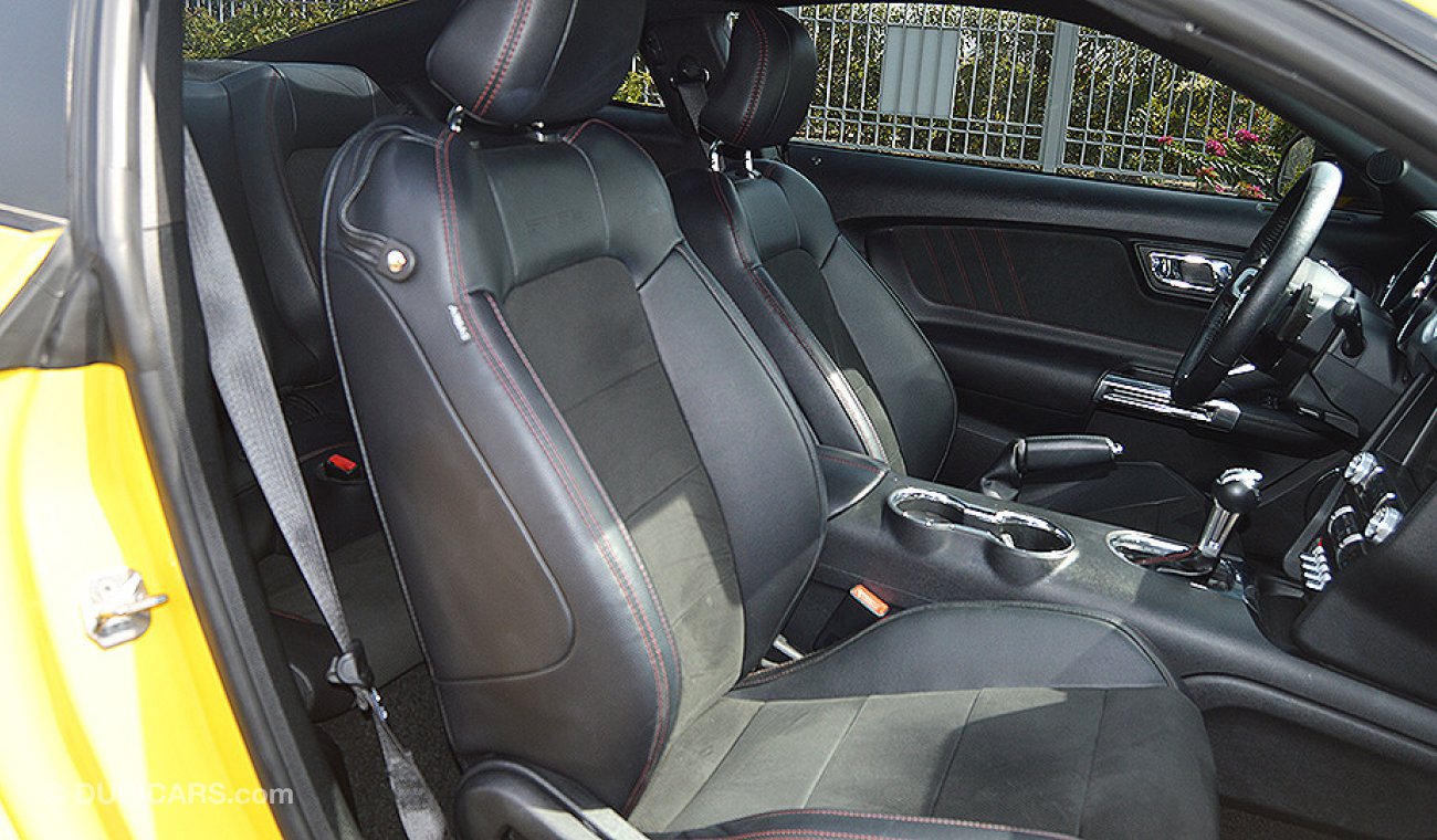 Ford Mustang GT Premium, California Special, 5.0 V8 GCC still w/ Warranty and Service until 2022 (RAMADAN OFFER)