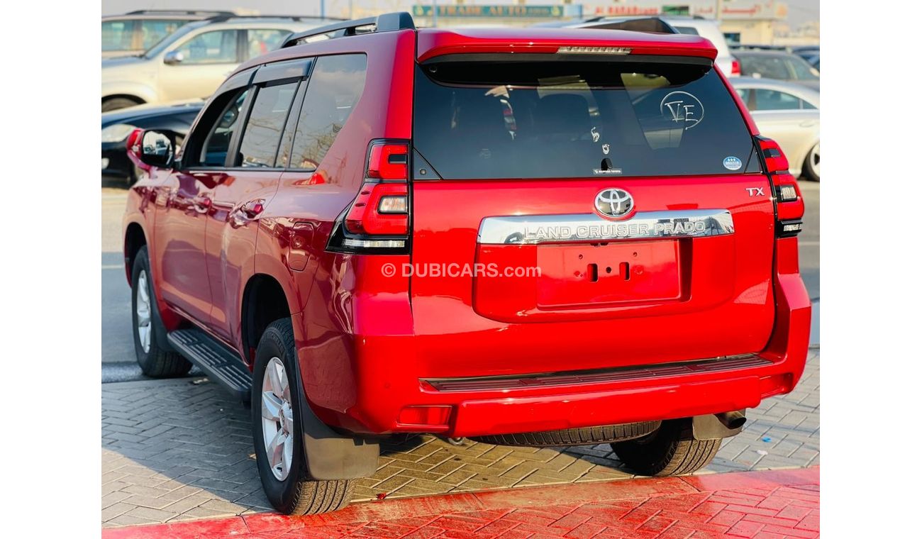 Used Toyota prado RHD Petrol engine model 2018 car very clean and good