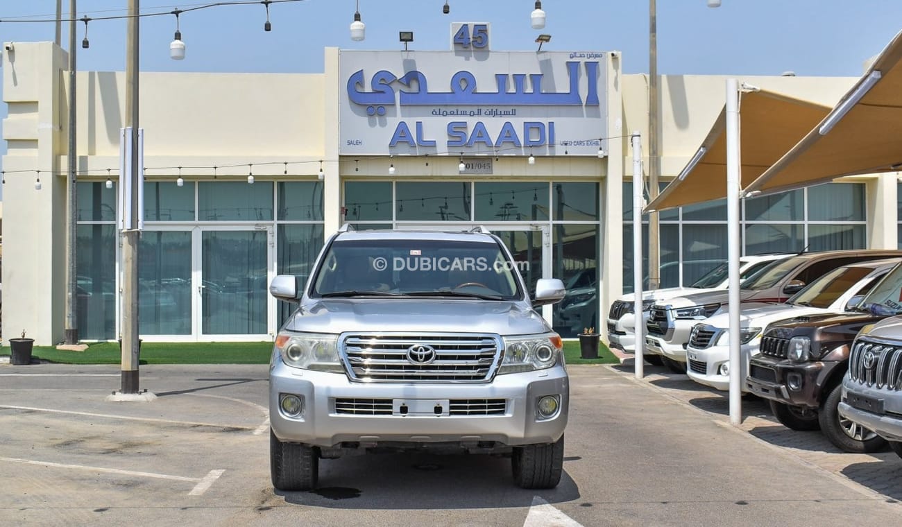 Toyota Land Cruiser GXR V6