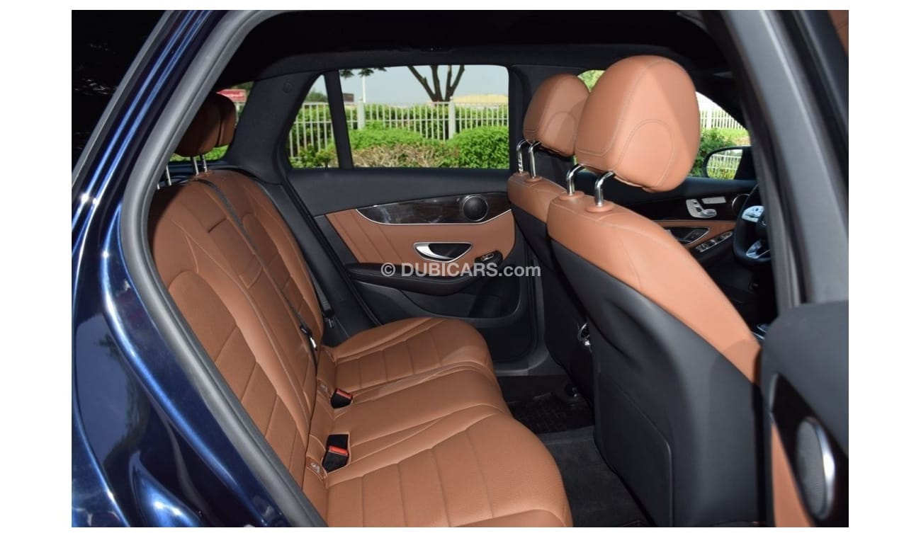 Mercedes-Benz GLC 300 4MATIC AMG_ Heads up display