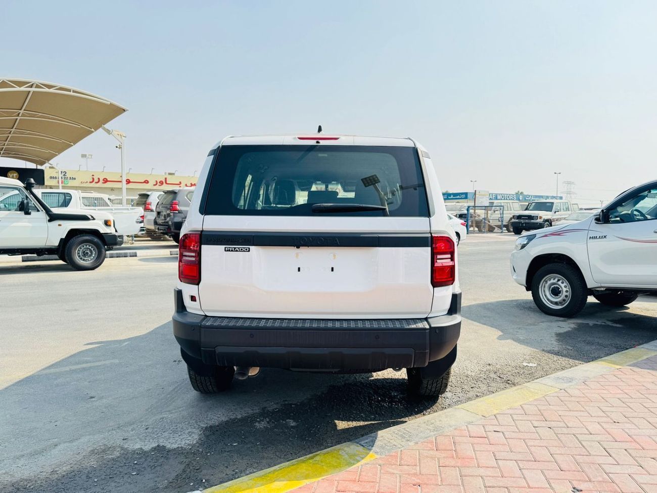 Toyota Prado TOYOTA PRADO 2.4L PTR GCC A/T B/O WHITE 2025