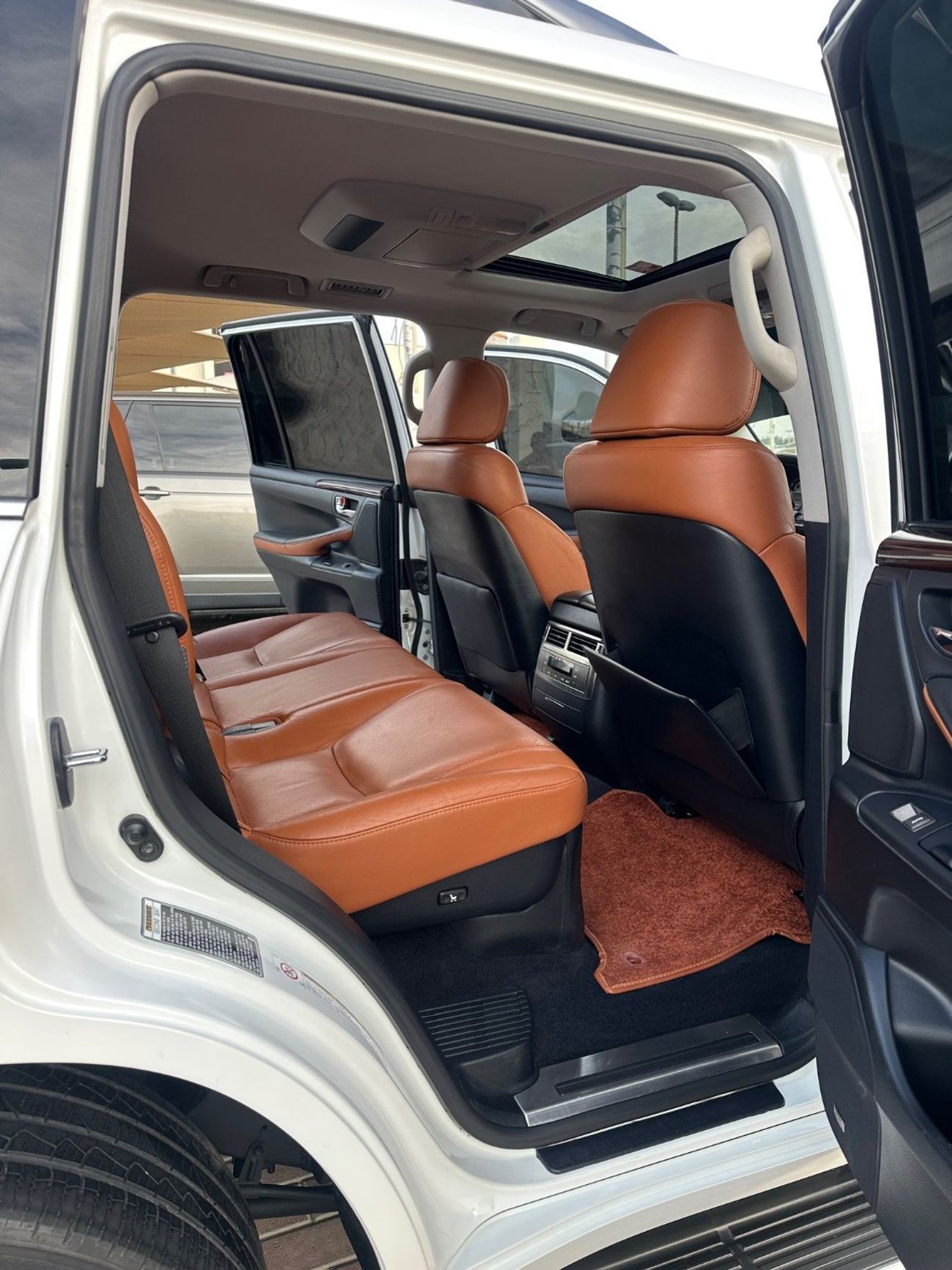لكزس LX 570 TOP