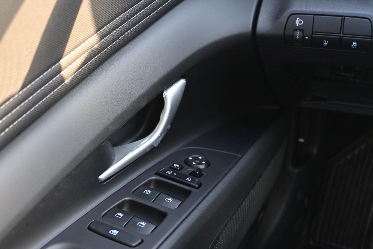 Hyundai Elantra Hyundai Elantra 1.5L Petrol, Model 2025, Color Grey