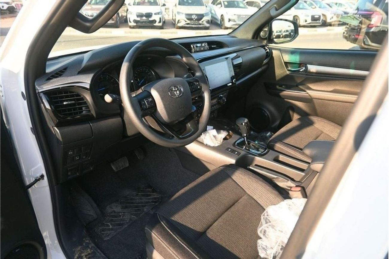 تويوتا هيلوكس Hilux Adventure | V6 4.0L | Petrol 4WD | Automatic-2025
