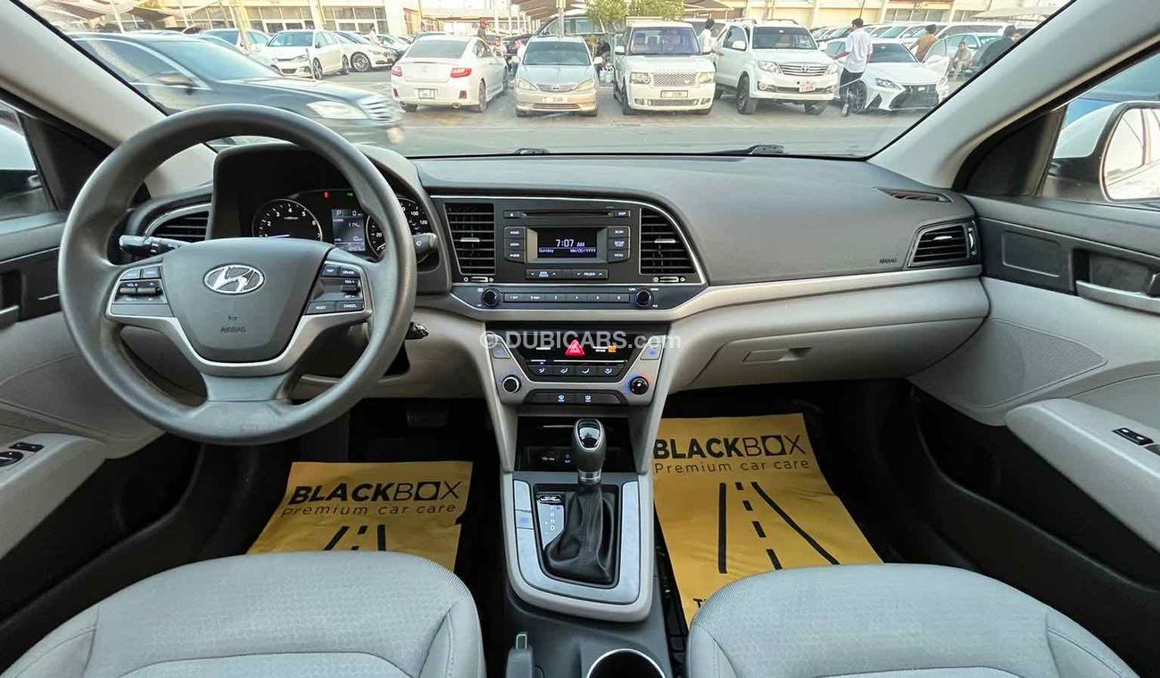 Hyundai Elantra ‏ ‏