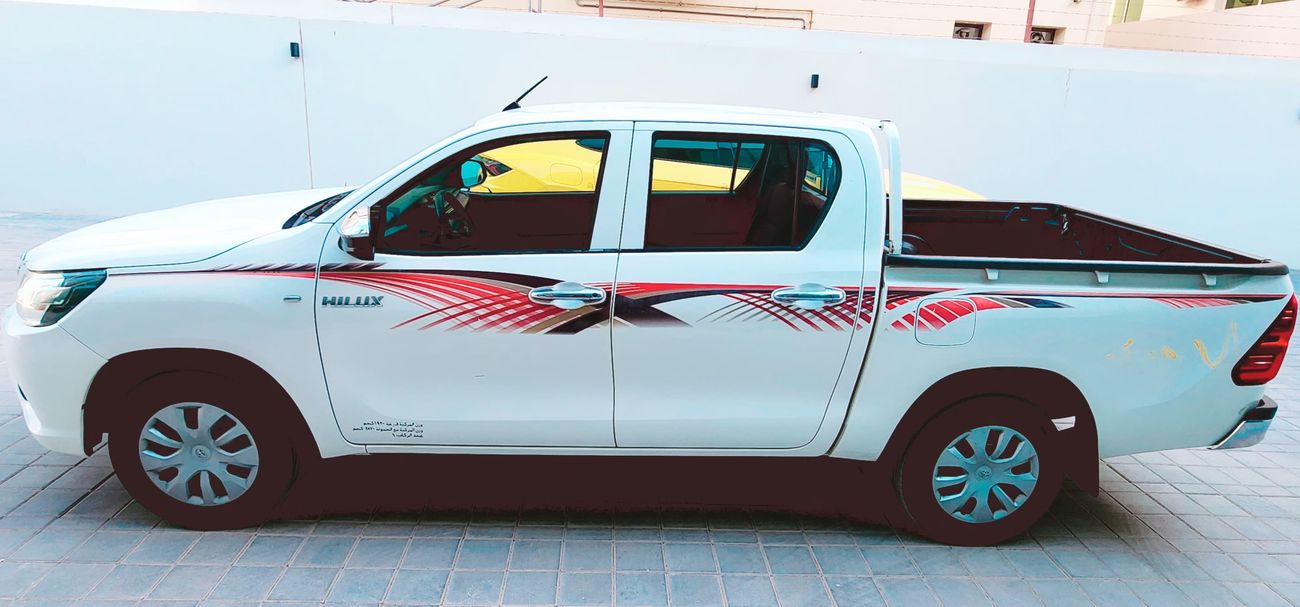 تويوتا هيلوكس GL 2.7L Double Cab Utility RWD