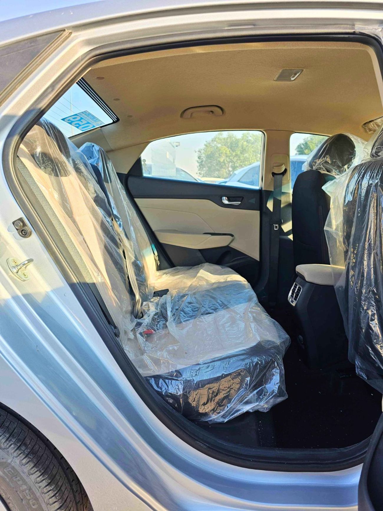 هيونداي أكسنت 1.4L /  BRAND NEW / ALLOY RIMS/ CODE#69046