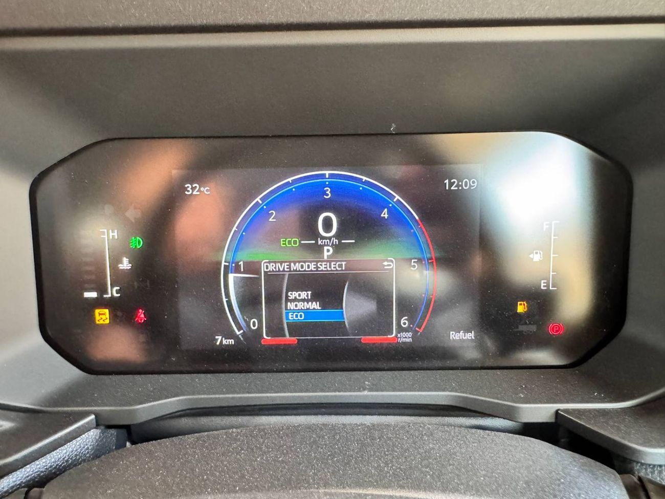 تويوتا برادو 2025 TOYOTA PRADO AR RIGH HAND DRIVE HIGH 2.8D 7-SEATS BRAND NEW 0KM (FOR EXPORT)