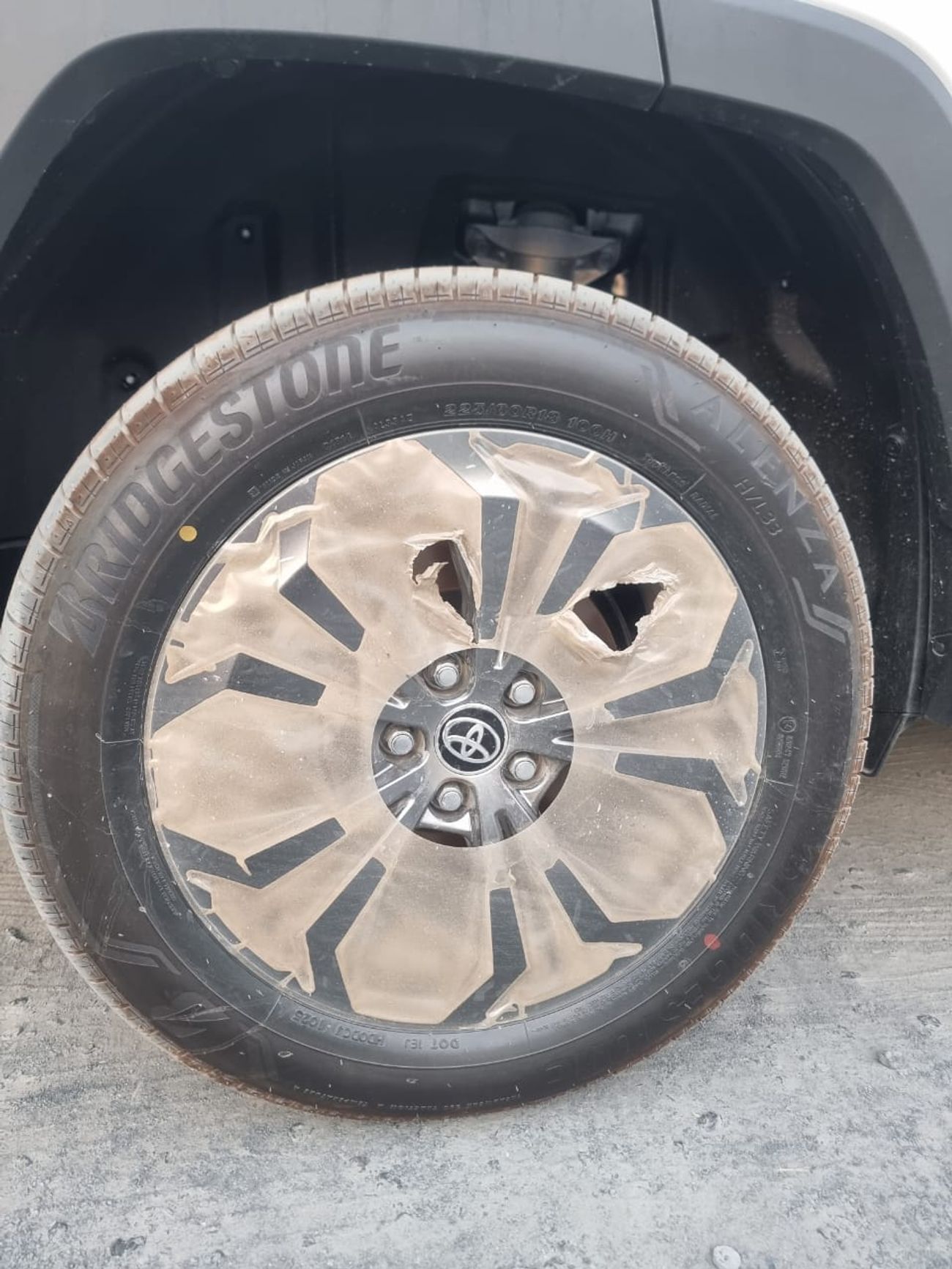 Toyota RAV4 2.5L Hybrid Limited , Electric Seat, Radar, Panoramic Roof, Model 2025 For Export, Saudi Specs