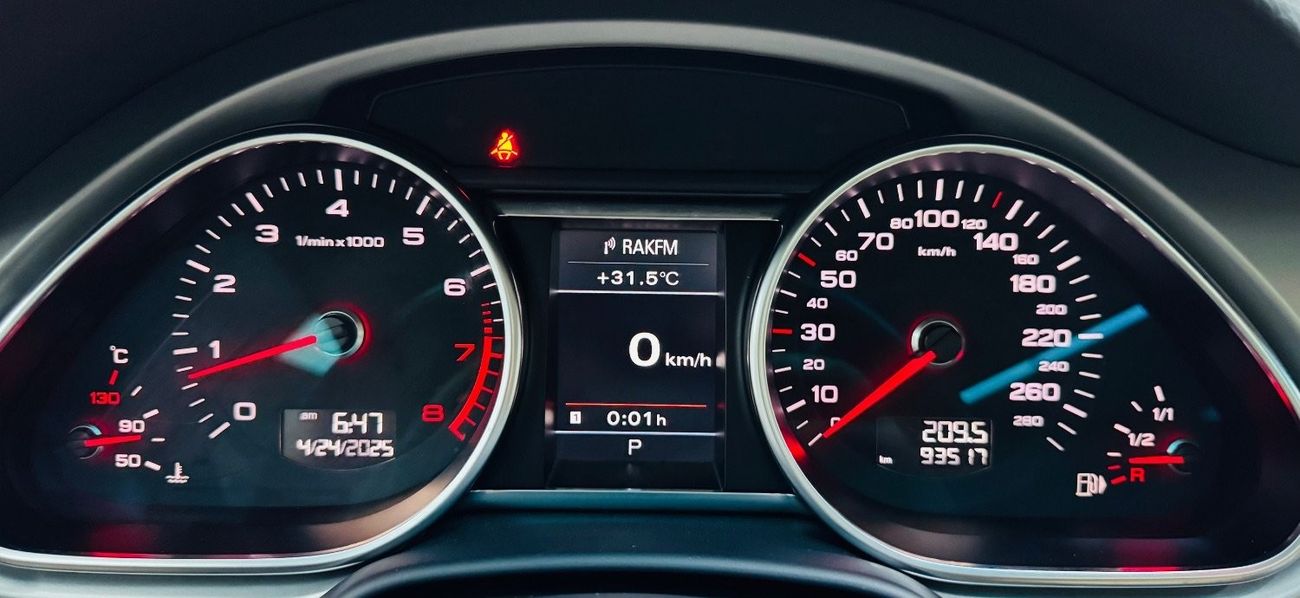 Audi Q7 GCC .. S line .. Full Options .. Perfect Condition .