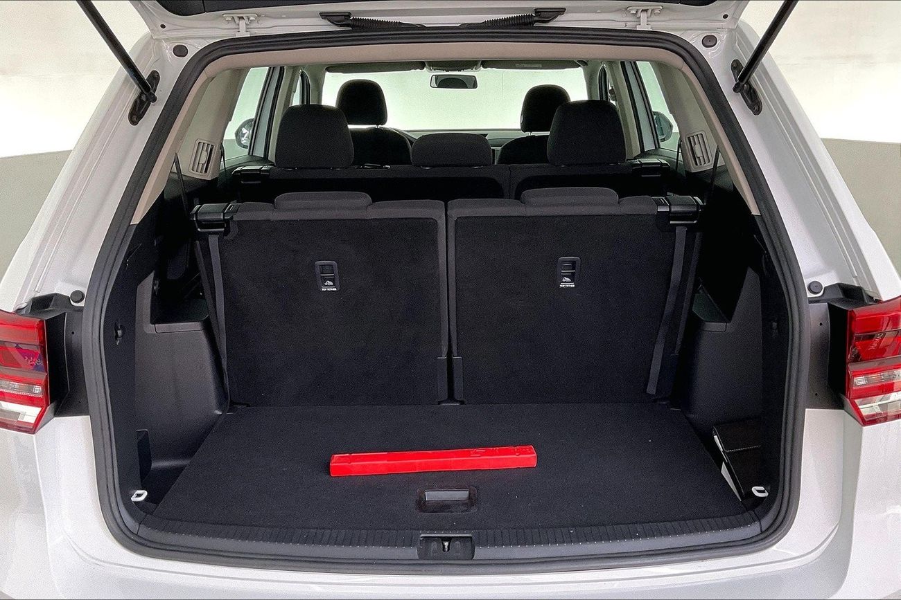 Lexus UX200 Premier | 1 year free warranty | 0 Down Payment