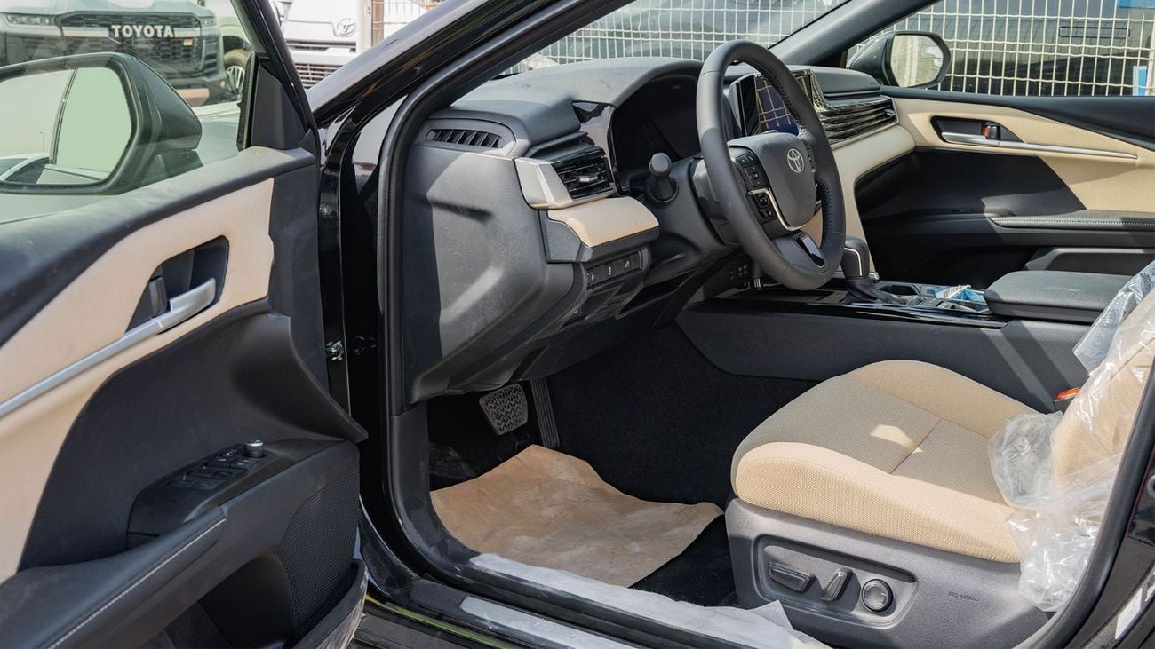 تويوتا كامري 2026 Toyota Camry LE 2.5L AT Hybrid (with Panoramic Sunroof)