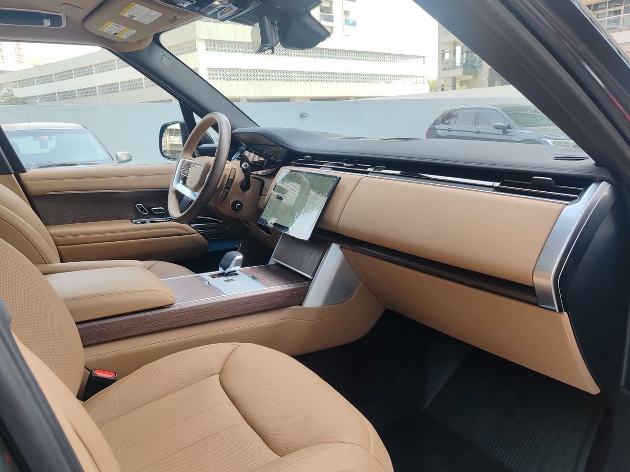 Land Rover Range Rover LWB HSE P530 4.4L