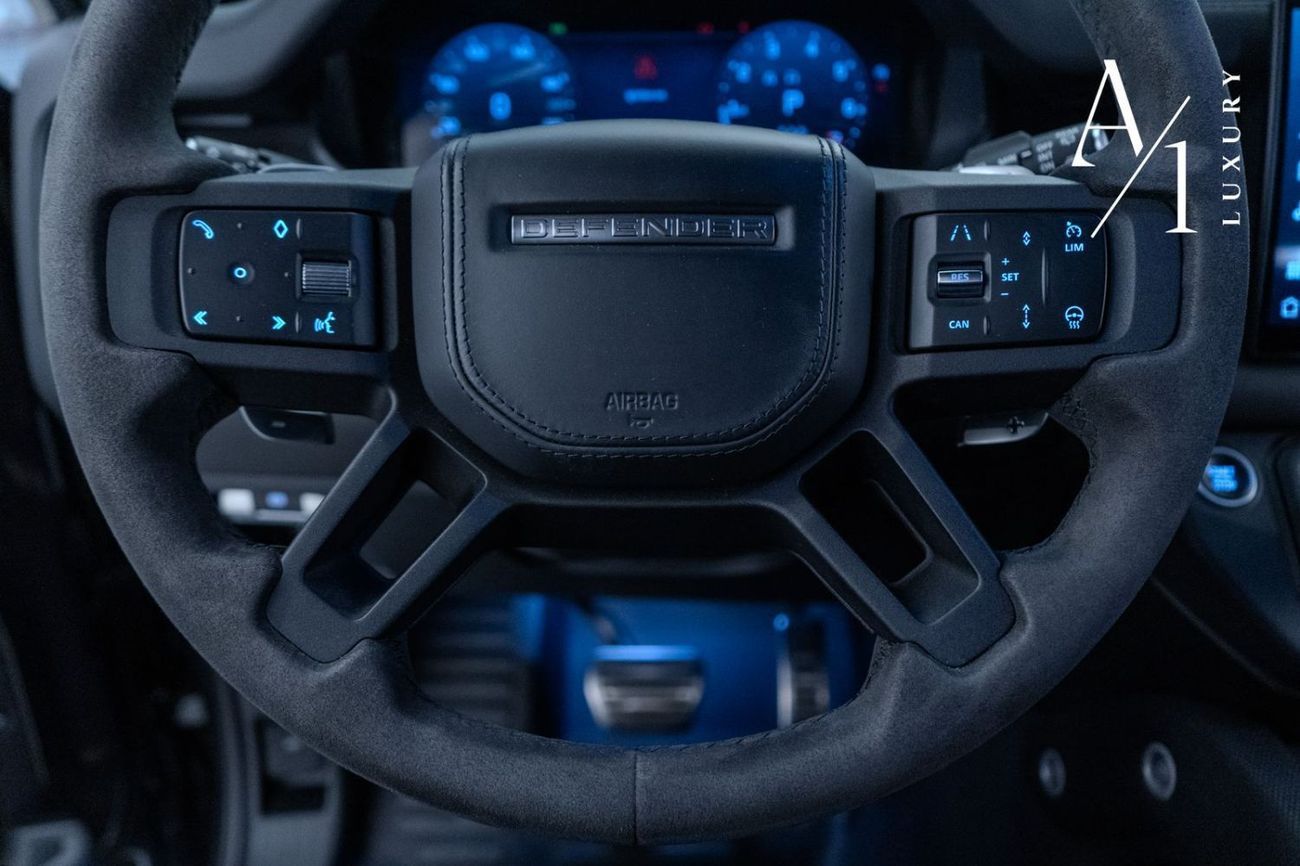 Land Rover Defender 2023 Land Rover Defender V8 110 P525 Carpathian Edition