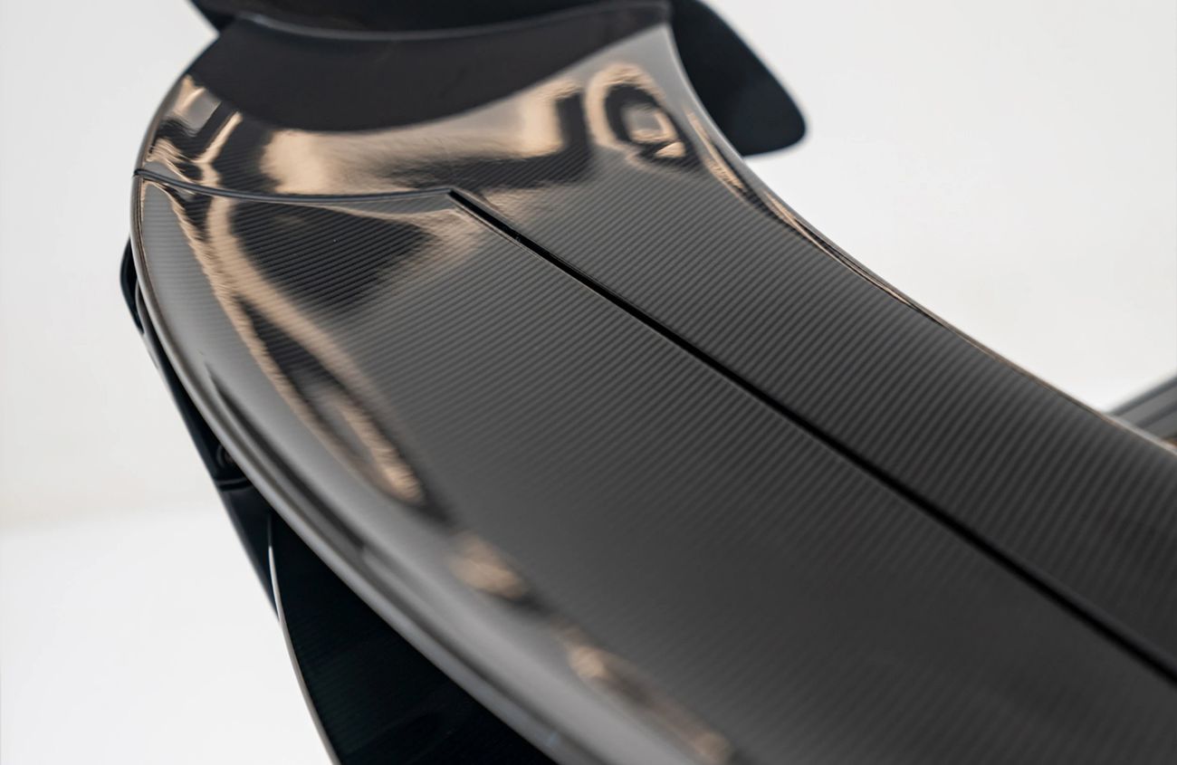 Mercedes-Benz AMG GT 4.0L V-8 Bi-Turbo Engine