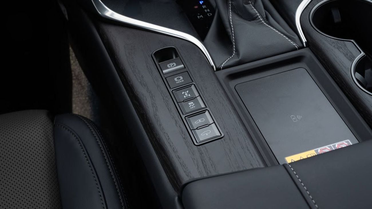 لكزس LX 600 LEXUS LX 600 OVERTRIAL 3.5L 2025