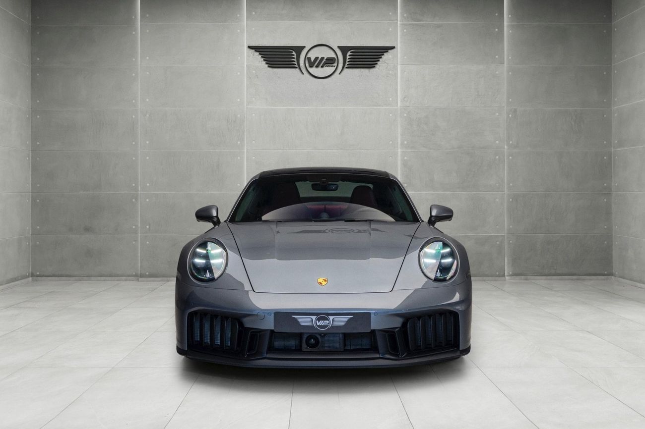 Porsche 911 Carrera GTS 3.0L (450 HP) Coupe