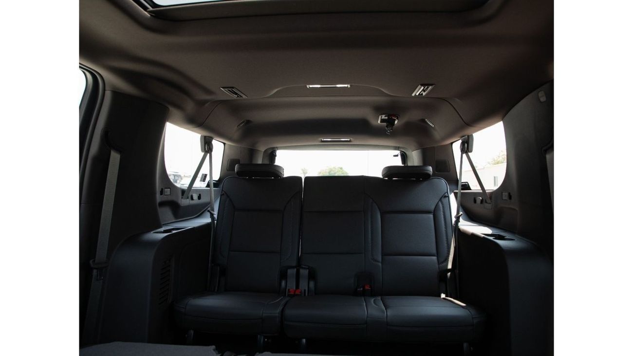 GMC Yukon Denali XL 4WD 8 SEATS. 5years Warranty & Services. For Local Registration +5%