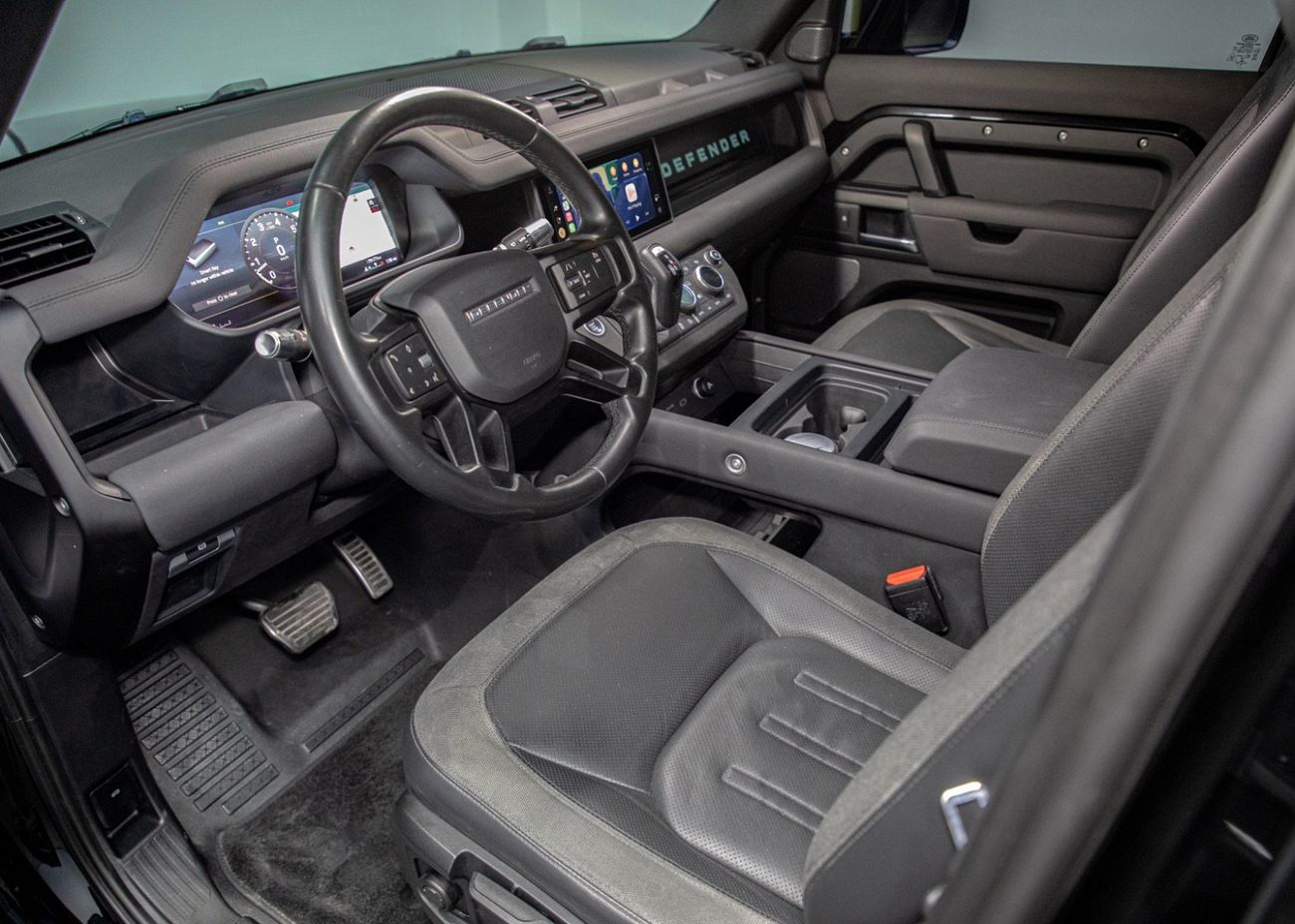 لاند روفر ديفندر P300 110 S 2.0L (7 Seater)